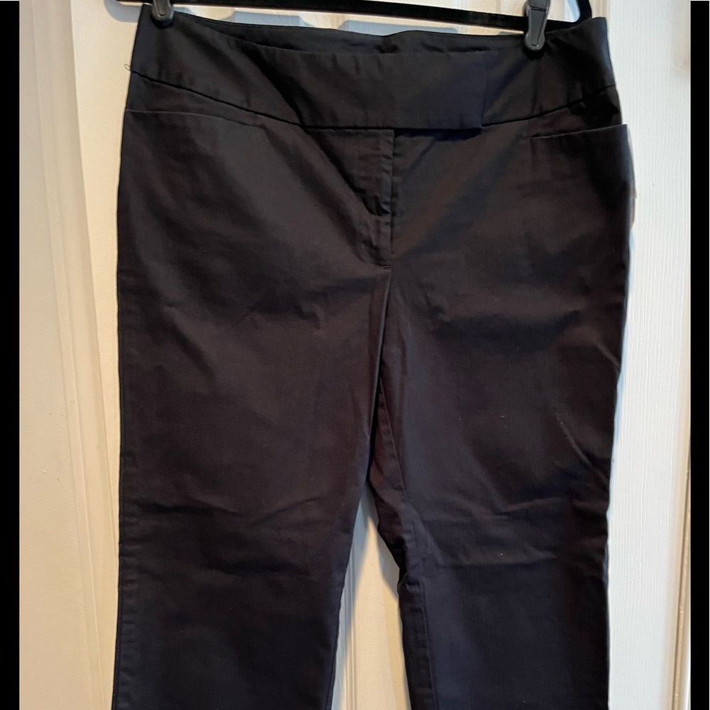 INC International concepts size 12 black Capri pants.